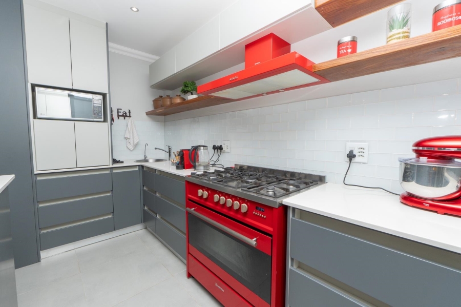 4 Bedroom Property for Sale in Laguna Sands Western Cape